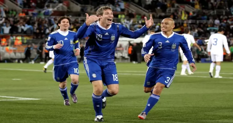 科莫女足vs那不勒斯女足直播_即时科莫女足vs那不勒斯女足直播赛事高清直播频道_实时科莫女足vs那不勒斯女足直播赛事-24直播